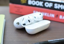 How to use AirPods to control your iPhone camera