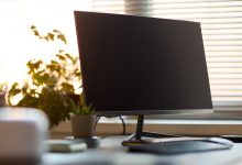 Mini PC vs. laptop: Which is better for your home office?